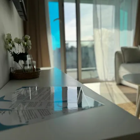Апартаменты 4summer Blue Maris White Blue Sauna & Fitness & Parking 100 Metrow Do Pieknej Szerokiej Piaszczystej Plazy, 100 Meter Zu Einem Schoenen Breiten Sandstrand Колобжег