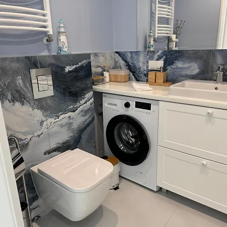 4summer Blue Maris White Blue Sauna & Fitness & Parking 100 Metrow Do Pieknej Szerokiej Piaszczystej Plazy, 100 Meter Zu Einem Schoenen Breiten Sandstrand Колобжег