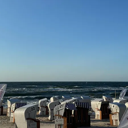 4summer Blue Maris White Blue Sauna & Fitness & Parking 100 Metrow Do Pieknej Szerokiej Piaszczystej Plazy, 100 Meter Zu Einem Schoenen Breiten Sandstrand Apartment