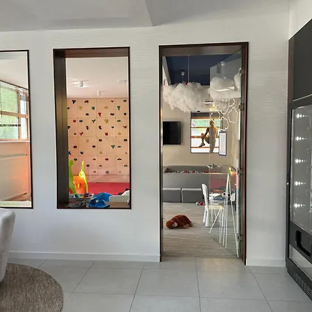 アパート 4summer Blue Maris White Blue Sauna & Fitness & Parking 100 Metrow Do Pieknej Szerokiej Piaszczystej Plazy, 100 Meter Zu Einem Schoenen Breiten Sandstrand